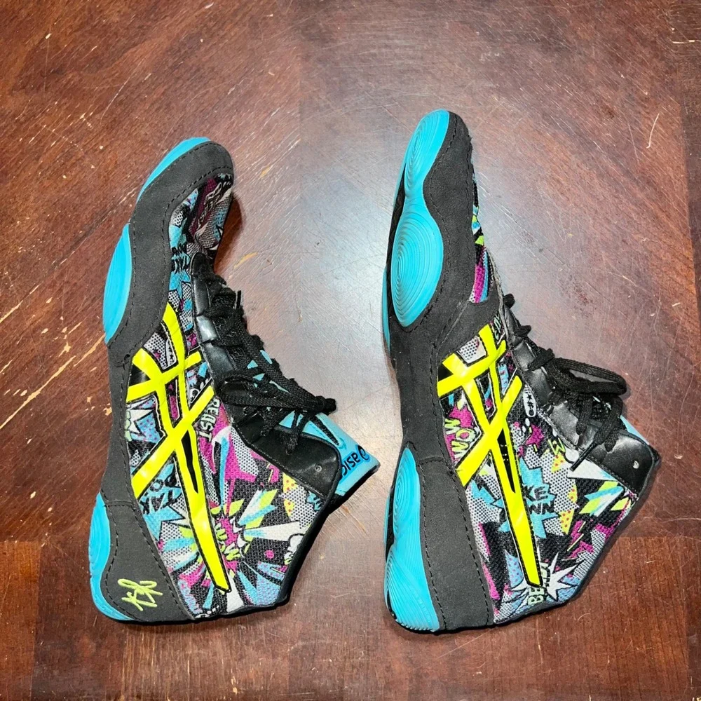 ASICS JB Elite V2.0 Wrestling Shoes Comic Print Mens 10.5 J501Q Jordan Burroughs